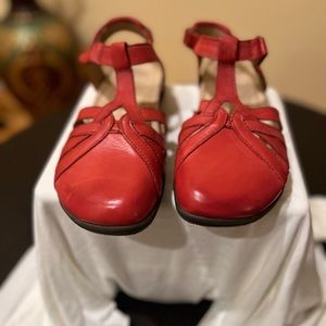 If comfort is what you are looking for! These red Shoes is it!!